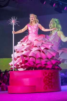 Ashley Eckstein at the 11th annual Her Universe Fashion Show at San Diego Comic Con International 2025 at the Manchester Grand Hyatt San Diego, 24 07 2025 Foto:xC.xVanxWagonerx xFuturexImagex universe_5730