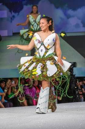 Model at the 11th annual Her Universe Fashion Show at San Diego Comic Con International 2025 at the Manchester Grand Hyatt San Diego, 24 07 2025 Foto:xC.xVanxWagonerx xFuturexImagex universe_5743
