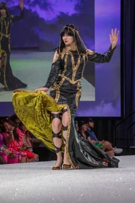 Model at the 11th annual Her Universe Fashion Show at San Diego Comic Con International 2025 at the Manchester Grand Hyatt San Diego, 24 07 2025 Foto:xC.xVanxWagonerx xFuturexImagex universe_5751
