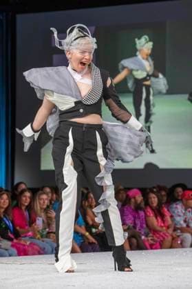 Model at the 11th annual Her Universe Fashion Show at San Diego Comic Con International 2025 at the Manchester Grand Hyatt San Diego, 24 07 2025 Foto:xC.xVanxWagonerx xFuturexImagex universe_5781