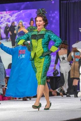 Model at the 11th annual Her Universe Fashion Show at San Diego Comic Con International 2025 at the Manchester Grand Hyatt San Diego, 24 07 2025 Foto:xC.xVanxWagonerx xFuturexImagex universe_5801