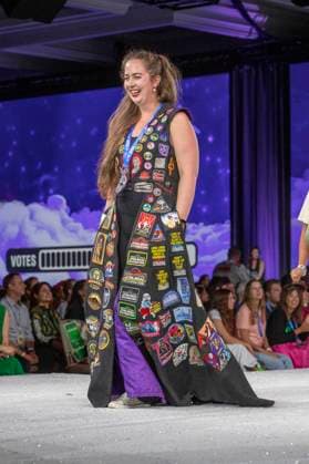 Fan in costume at the 11th annual Her Universe Fashion Show at San Diego Comic Con International 2025 at the Manchester Grand Hyatt San Diego, 24 07 2025 Foto:xC.xVanxWagonerx xFuturexImagex universe_5816