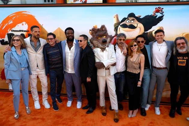 July 25, 2025, Los Angeles, Ca, USA: LOS ANGELES - JUL 23: Cast, Crew, The Bad Guys 2 at the The Bad Guys 2 Los Angeles Premiere at the TCL Chinese Theater IMAX on July 23, 2025 in Los Angeles, CA Los Angeles USA - ZUMAnc22 20250725_zaa_nc22_021 Copyright: xKathyxHutchinsx