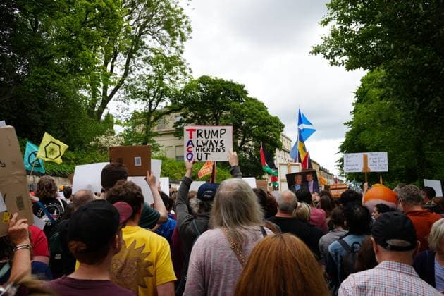 Rally outside U.S. Consulate in Edinburgh ahead of U.S. President Donald Trump’s vsit to Scotland EDINBURGH - SCOTLAND - JULY 26: Demonstrators gather outside the U.S. Consulate to voice opposition to U.S. President Donald Trump ahead of his visit to Edinburgh, Scotland on July 26, 2025. Holding placards and chanting slogans, the crowd staged a peaceful protest under heightened security, drawing attention from both local and international observers. Yunus Dalgic Anadolu Edinburgh Scotland. Editorial use only. Please get in touch for any other usage.  Copyright: x2025xAnadoluxYunusxDalgicx