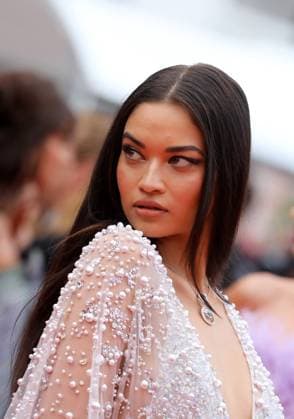 Shanina Shaik - Montée des marches du film Sibyl lors du 72ème Festival International du Film de Cannes. Le 24 mai 2019 Jacovides-Moreau Bestimage Red carpet for the movie Sibyl during the 72nd Cannes International Film festival. On may 24th 2019 Cannes France *** Shanina Shaik Montée des marches du film Sibyl lors du 72ème Festival International du Film de Cannes Le 24 mai 2019 Jacovides Moreau Bestimage Red carpet for the movie Sibyl during the 72nd Cannes International Film festival On may 24th 2019 Cannes France  Copyright: xJACOVIDES-MOREAUx xBESTIMAGExJACOVIDES-MOREAUx xBESTIMAGEx