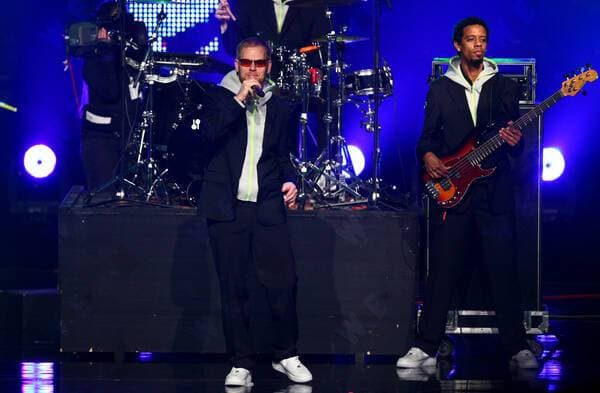 Peter Fox Eins Live Krone Awards at Jahrhunderthalle, Bochum, Germany WENN 2203097.jpg