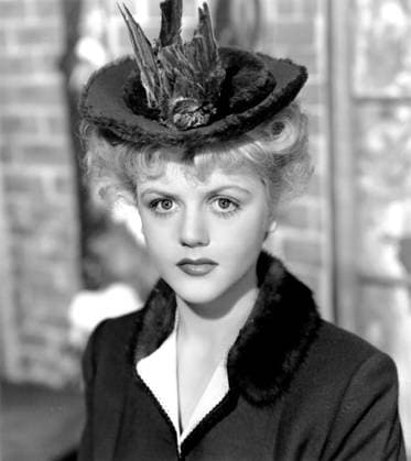1945 - Picture of Dorian Gray - Movie Set RELEASED: Mar 1, 1945 - Original Film Title: Picture of Dorian Gray. PICTURED: ANGELA LANSBURY. Hollywood CA USA Copyright: xMetro-Goldwyn-Mayerx