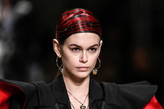 Kaia Gerber - Fashion week ( semaine de la mode - défilé ) , winter 2020 2021, backstage, beauty, fashion, Paris Paris France *** Kaia Gerber Fashion week fashion week catwalk , winter 2020 2021, backstage, beauty, fashion, Paris Paris France  Copyright: xAgencex xBestimagexAgencex xBestimagex