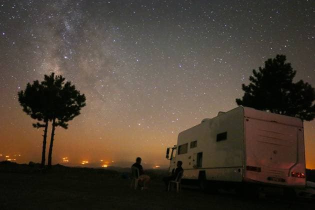 Starlit sky captured over Turkiye s Bursa BURSA, TURKIYE – JULY 30: People sit beside a camper van under a sky full of stars along the Harmancik-Orhaneli road in Bursa, Turkiye, as the Milky Way glows brightly in a long-exposure photograph taken during the night of July 30, 2025. Mustafa Bikec Anadolu Bursa Turkey. Editorial use only. Please get in touch for any other usage.  Copyright: x2025xAnadoluxMustafaxBikecx