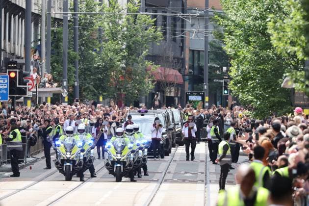. 30 07 2025. Birmingham , United Kingdom. The funeral procession of Ozzy Osbourne as it passes Black Sabbath Bridge in Birmingham, United Kingdom.  xStephenxLockx xi-Imagesx IIM-26131-0007