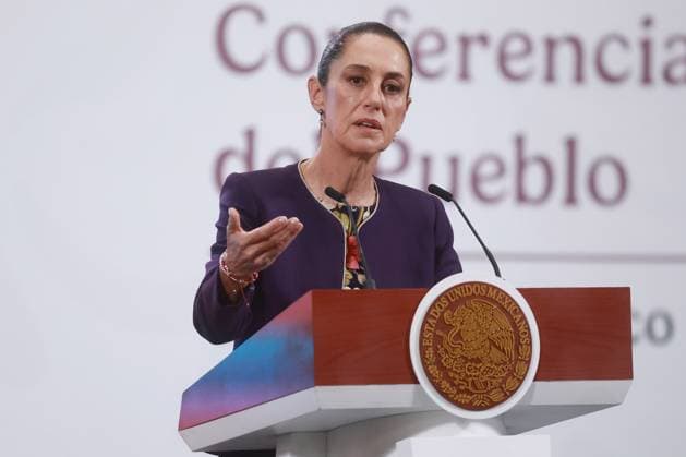 Mexican President Claudia Sheinbaum holds a press conference following a phone call with US President Donald Trump MEXICO CITY, MEXICO - JULY 31: Mexican President Claudia Sheinbaum speaks during a press conference, at the National Palace, in Mexico City, Mexico on July 31, 2025. The press conference was held following a phone call between Claudia Sheinbaum and US President Donald Trump, in which a 90-day pause on new tariffs was agreed. Daniel Cardenas Anadolu Mexico City Mexico. Editorial use only. Please get in touch for any other usage.  Copyright: x2025xAnadoluxDanielxCardenasx