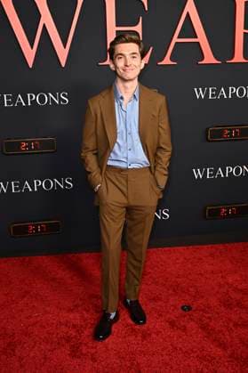 Austin Abrams at the world premiere of the movie Weapons at the United Theatre on Broadway Los Angeles, 31 07 2025 Foto:xD.xStarbuckx xFuturexImagex weapons_5728