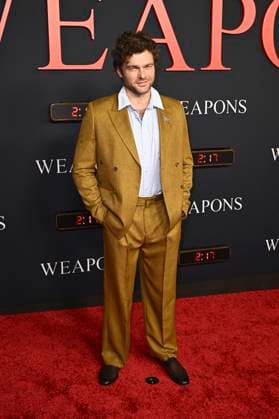 Alden Ehrenreich at the world premiere of the movie Weapons at the United Theatre on Broadway Los Angeles, 31 07 2025 Foto:xD.xStarbuckx xFuturexImagex weapons_5753