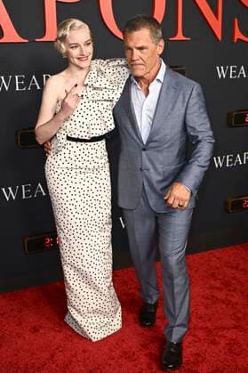 Julia Garner and Josh Brolin at the world premiere of the movie Weapons at the United Theatre on Broadway Los Angeles, 31 07 2025 Foto:xD.xStarbuckx xFuturexImagex weapons_5806