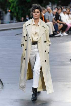 Audrey Tautou lors du défilé de mode Homme printemps-été 2023 Ami - Alexandre Mattiussi, au Sacré-Cœur à Paris, France, le 23 juin 2022. A model walks the runway during the AMI - Alexandre Mattiussi Menswear Spring Summer 2023 show as part of Paris Fashion Week on June 23, 2022 in Paris, France. Paris France *** Audrey Tautou at the Ami Alexandre Mattiussi Menswear Spring Summer 2023 show at Sacré Coeur in Paris, France on June 23, 2022 A model walks the runway during the AMI Alexandre Mattiussi Menswear Spring Summer 2023 show as part of Paris Fashion Week on June 23, 2022 in Paris, France Paris France  Copyright: xAgencex xBestimagexAgencex xBestimagex