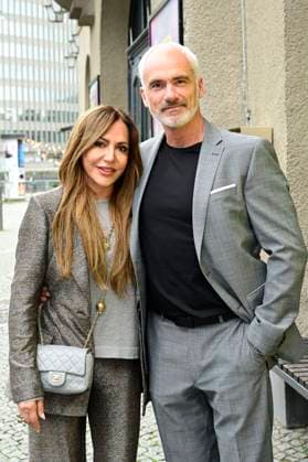 Simone Thomalla with partner Rene Marchand at the premiere of the play Vanya at the Komödie am Kurfürstendamm in the Neues Haus of the Berliner Ensemble Berlin, 03 08 2025 Foto:xM.xWehnertx xFuturexImagex vanya_5830