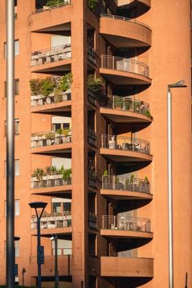 A modern architecture in Milan featuring a glass facade, geometric volumes, and distinctive details that represent the cityÃ¢â‚¬â ¢s contemporary evolution. Milan (Italy), April 25th, 2025 Milan Italy - ZUMAesty 20250425_aac_m169_159 Copyright: xDimitarxHarizanovx