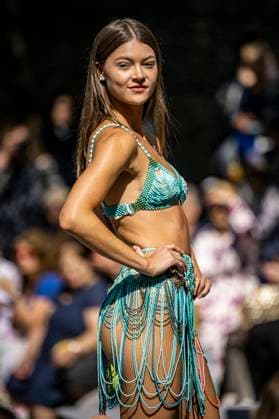 Entertainment Themen der Woche KW32 Traditional four-day show of glass and jewellery Krehka krasa (Fragile Beauty ) begins in Jablonec nad Nisou, Czech Republic, August 7, 2025. (CTKxPhoto RadekxPetrasek) CTKPhotoP2025080703369  CTKPhotoP2025080703369