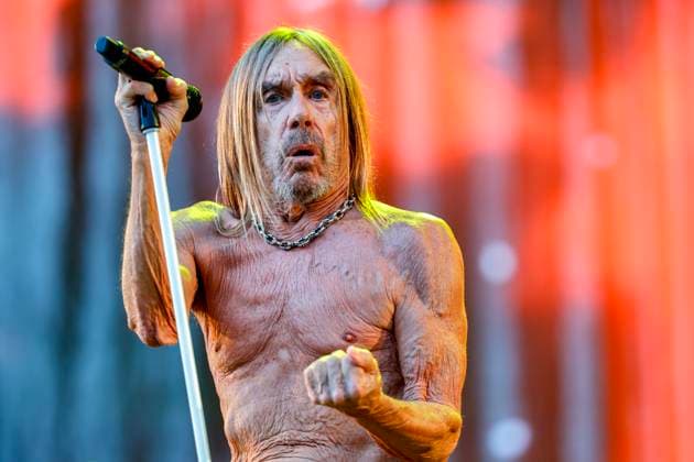 Entertainment Themen der Woche KW32 GÖTEBORG, SVERIGE 20250807 Iggy Pop uppträder pa Flamingoscenen under torsdagens Way Out West i Slottsskogen i Göteborg. GÖTEBORG SVERIGE x9200x *** GÖTEBORG, SWEDEN 20250807 Iggy Pop performs on the Flamingo Stage during Thursdays Way Out West in Slottsskogen in Gothenburg GÖTEBORG SWEDEN x9200x  Copyright: xAdamxIhse TTx WAY OUT WEST 2025 o_px0JcgWio