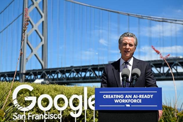 News Themen der Woche KW32 Governor Newsom partners with world’s leading tech companies to prepare Californians for AI future SAN FRANCISCO, CA - AUG 7: Governor Gavin Newsom speaks at Google San Francisco office about Creating an AI-Ready Workforce that new joint effort with some of the world’s leading tech companies to help better prepare California’s students and workers for the next generation of technology, in San Francisco, California, United States on August 7, 2025. Tayfun Coskun Anadolu California United States. Editorial use only. Please get in touch for any other usage.  Copyright: x2025xAnadoluxTayfunxCoskunx