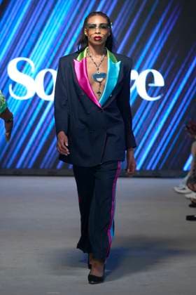 Africa Fashion Week London 2025 A model walks the catwalk in the Soboye show during Africa Fashion Week, London, UK, 09 August 2025. Africa Fashion Week London is celebrating its 15th anniversary as the world™s largest and longest-running showcase of African and African-inspired fashion. AFWL 2025 emphasizes ˜Heritage in Motion™ melding tradition with innovation., Credit:Olu Ogunshakin Avalon United Kingdom, London, London, 1 Kemble Street, WC2B 4AN  Copyright: xOluxOgunshakinx xAvalonx 1028619722
