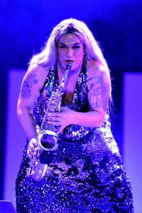 Fangoria performs at the Cunit Festival in Cunit - 09 Aug 2025 The saxophonist Tavi Gallart seen during the performance at the Cunit Festival. The Spanish group Fangoria, led by Alaska and Nacho Canut, performed at the Cunit Festival. Fangoria is a Spanish electronic music band formed by Alaska (vocals) and Nacho Canut (keyboards, backing vocals, and bass). Olvido Gara Jova (Mexico City, June 13, 1963), better known by her stage name Alaska, is a Spanish-Mexican singer, actress, songwriter, television host, entrepreneur, writer, producer, and DJ. Ignacio Canut Guillén, better known as Nacho Canut (Valencia, June 5, 1957), is a Spanish composer and bassist. Cunit Spain Copyright: xRamonxCostax xSOPAxImagesx FangoriaperformanceattheCunitFestival_RamonCosta_Cunit_August_09_2025 (12)