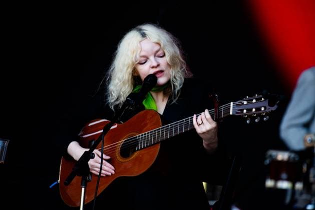Outside Lands Music Festival 2025 - Day 1 Jessica Pratt performs at Outside Lands at Golden Gate Park on August 08, 2025 in San Francisco, California. San Francisco Golden Gate Park California USA Copyright: xAnniexLesser imageSPACEx