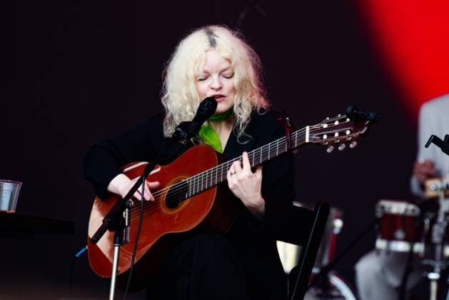 Outside Lands Music Festival 2025 - Day 1 Jessica Pratt performs at Outside Lands at Golden Gate Park on August 08, 2025 in San Francisco, California. San Francisco Golden Gate Park California USA Copyright: xAnniexLesser imageSPACEx