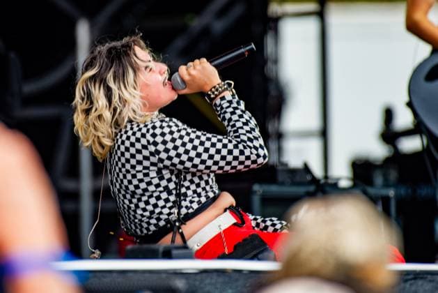 Outside Lands Music Festival 2025 - Day 1 Alexia Roditis of Destroy Boys performs at Outside Lands at Golden Gate Park on August 08, 2025 in San Francisco, California. San Francisco Golden Gate Park California USA Copyright: xAnniexLesser imageSPACEx