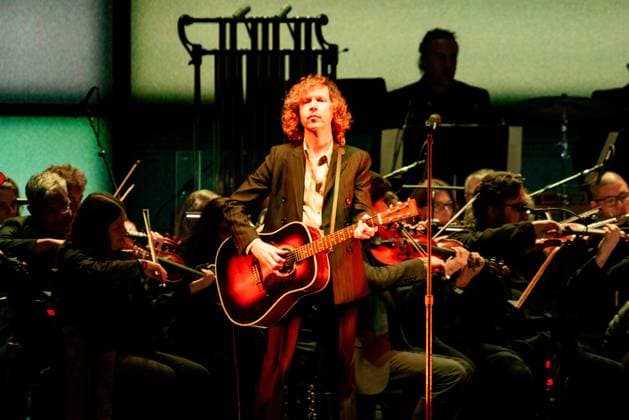 Outside Lands Music Festival 2025 - Day 1 Beck performs on the Sutro stage backed by the Berkeley Symphony at Outside Lands at Outside Lands at Golden Gate Park on August 08, 2025 in San Francisco, California. San Francisco Golden Gate Park California USA Copyright: xAnniexLesser imageSPACEx