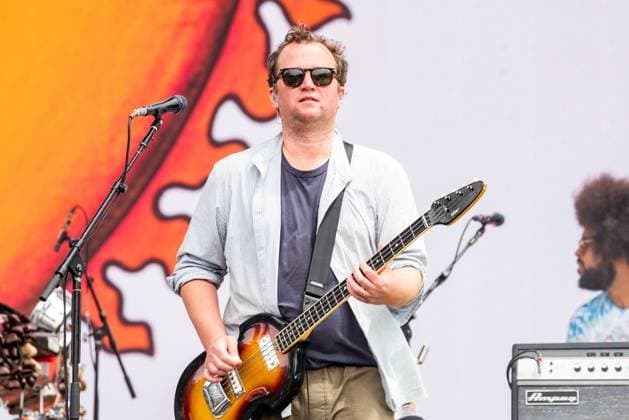 Outside Lands Music Festival 2025 - Day 2 Chris Baio of Vampire Weekend performs at Outside Lands at Golden Gate Park on August 09, 2025 in San Francisco, California. San Francisco Golden Gate Park California USA Copyright: xAnniexLesser imageSPACEx
