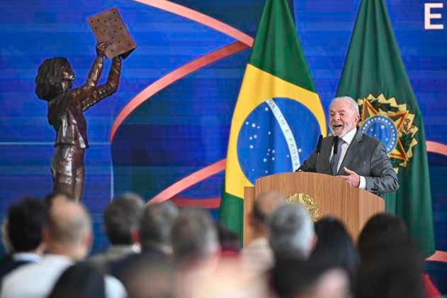 BRASiLIA, DF - 11.08.2025: PRESIDENTE LULA ENTREGA PRÃªMIO MEC - Photo, President Lula during the award ceremony. This Monday (11) President Lula da Silva, participates in the MEC Brazilian Education Award ceremony at the Planalto Palace. x2785315x  TonxMolina