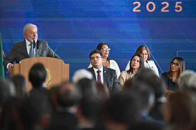 BRASiLIA, DF - 11.08.2025: PRESIDENTE LULA ENTREGA PRÃªMIO MEC - Photo: President Lula, First Lady Janja Lula da Silva, Governor Raquel Lyra and Governor Rafael Fonteles during the award ceremony. This Monday (11), President Lula da Silva will participate in the MEC Brazilian Education Award ceremony at the Planalto Palace. x2785350x  TonxMolina