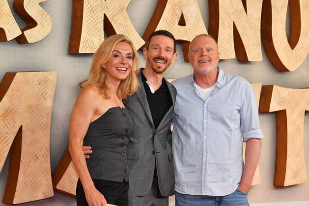 Inga Leschek, Oliver Berben and Stefan Raab at the öThe Canoe of Manitou movie premiere on 12 08 2025 in Munich öThe Canoe of Manitou movie premiere in Munich