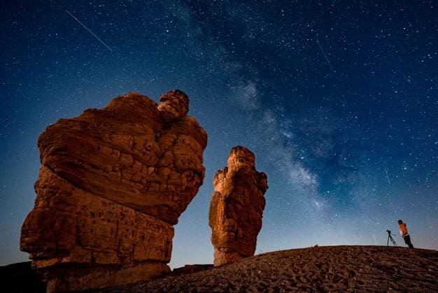 Perseid meteor shower in Turkiye s Konya KONYA, TURKIYE - AUGUST 12: A view of the sky shows the Perseid meteor shower captured with long-exposure photography at the Kusca fairy chimneys in Cihanbeyli district of Konya, Turkiye during the night hours on August 12, 2025. Ercin Erturk Anadolu Konya Turkey. Editorial use only. Please get in touch for any other usage.  Copyright: x2025xAnadoluxErcinxErturkx