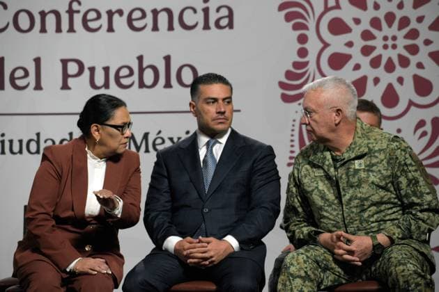 Mexico™s President Claudia Sheinbaum Holds Briefing (L-R) Mexico™s Minister of the Interior, Rosa Icela Rodriguez; Secretary of Security and Citizen Protection, Omar Garcia Harfuch and Minister of Mexican National Defense, Ricardo Trevilla Trejo during the security report at a briefing conference at National Palace. on August 12, 2025 in Mexico City, Mexico. Mexico City CDMX Mexico Copyright: xLuisxBarronx