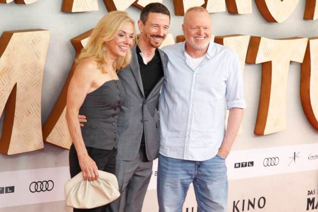 Weltpremiere Das Kanu des Manitu in München München, 12.8.2025 Stefan Raab, Oliver Berben und Inga Leschek bei der Weltpremiere von Das Kanu des Manitu im im Mathäser Filmpalast in München Bayern *** World premiere of Das Kanu des Manitu in Munich Munich, 12 8 2025 Stefan Raab, Oliver Berben and Inga Leschek at the world premiere of Das Kanu des Manitu at the Mathäser Filmpalast in Munich Bavaria Copyright: xMatthiasxGränzdörferx