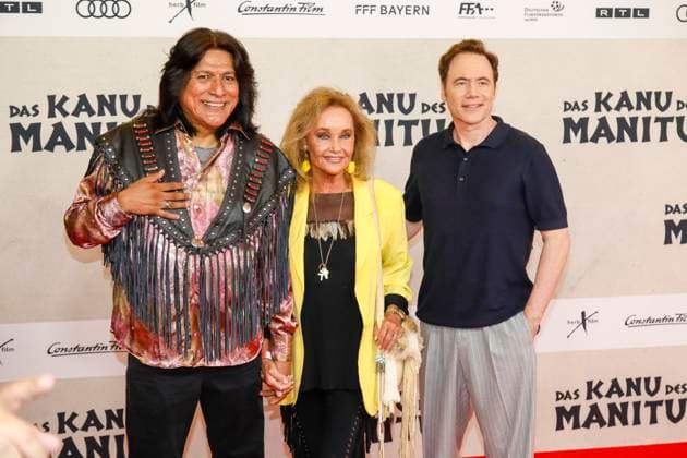 World premiere of The Canoe of Manitou in Munich Munich, 12 8 2025 Michael Bully Herbig, Alan Tafoya and Hella Brice at the world premiere of The Canoe of Manitou at the Mathäser Filmpalast in Munich Bavaria Copyright: xMatthiasxGränzdörferx