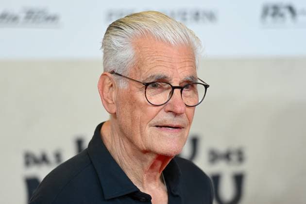 Sky DU MONT Actor , single picture,cropped single motif,portrait,portrait,portrait movie premiere DAS KANU DES MANITU on 12 08 2025 at the Mathaeser cinema in Munich