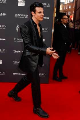 August 12, 2025, London, United Kingdom: YUNGBLUD aka Dominic Richard Harrison attends the YUNGBLUD. Are You Ready, Boy? Premiere at the Vue in Leicester Square. London United Kingdom - ZUMAs197 20250812_aaa_s197_429 Copyright: xCatxMorleyx