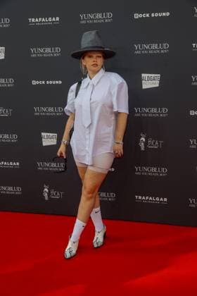 August 12, 2025, London, United Kingdom: Daisy Bertenshaw attends the Yungblud. Are You Ready, Boy? UK Premiere held at the Vue Leicester Square, London. London United Kingdom - ZUMAs197 20250812_aaa_s197_484 Copyright: xMarioxMitsisx
