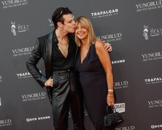 August 12, 2025, London, United Kingdom: Dominic Harrison AKA Yungblud and Samantha Harrison attend the Yungblud. Are You Ready, Boy? UK Premiere held at the Vue Leicester Square, London. London United Kingdom - ZUMAs197 20250812_aaa_s197_492 Copyright: xMarioxMitsisx