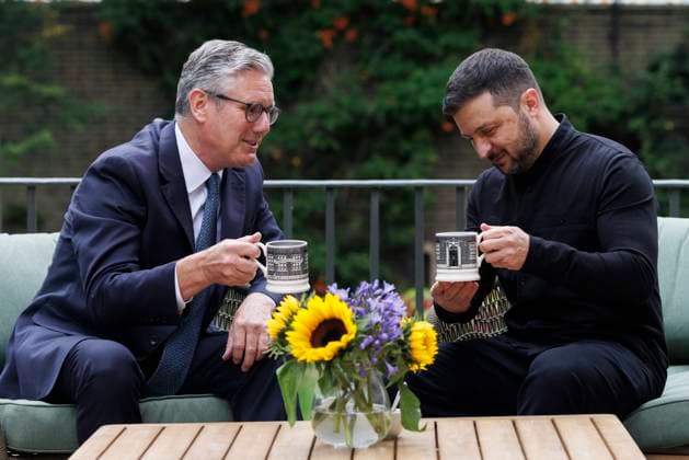 Prime Minister Keir Starmer meets Ukraine s Volodymyr Zelenskyy 14 08 2025. London, United Kingdom. Prime Minister Keir Starmer meets Volodymyr Zelenskyy, the President of Ukraine for a bilateral meeting in 10 Downing Street., Credit:Simon Dawson Avalon United Kingdom, Greater London, London, 10 Downing Street  Copyright: xSimonxDawsonx xAvalonx 1029386193