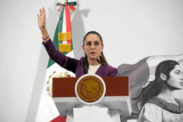 MexicoÃ¢â‚¬â ¢s President Claudia Sheinbaum Pardo, speaks during a briefing about the MexicoÃ¢â‚¬â ¢s community tourism program at National Palace. on August 14, 2025 in Mexico City, Mexico. Mexico City Mexico - ZUMAe321 20250814_zia_e321_002 Copyright: xLuisxBarronx
