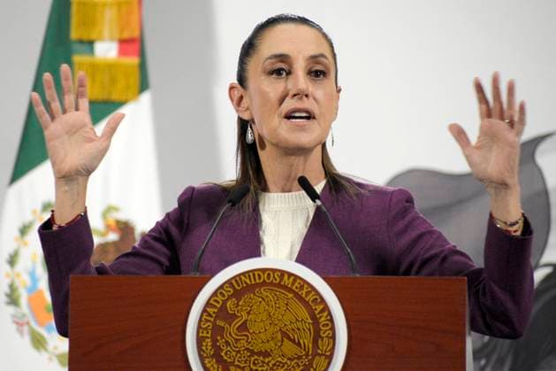 MexicoÃ¢â‚¬â ¢s President Claudia Sheinbaum Pardo, speaks during a briefing about the MexicoÃ¢â‚¬â ¢s community tourism program at National Palace. on August 14, 2025 in Mexico City, Mexico. Mexico City Mexico - ZUMAe321 20250814_zia_e321_003 Copyright: xLuisxBarronx