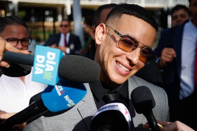 Daddy Yankee Attends A Hearing For His Lawsuit Against His Wife Mireddys Gonzalez And His Former Sister-in-law Ayeicha Gonzalez Daddy Yankee speaks to the media as he leaves the United States Federal Court for the District of Puerto Rico following a hearing in San Juan, Puerto Rico, on August 14, 2025. The rapper appears in court after filing a lawsuit against his ex-wife, Mireddys Gonzalez, and his former sister-in-law, Ayeicha Gonzalez, alleging they delete important information from the companies El Cartel Productions and Los Cangris Inc., seeking $12 million in damages. San Juan Puerto Rico  Copyright: xEdgardoxMedinax originalFilename: medinamillan-notitle250814_npcTj.jpg