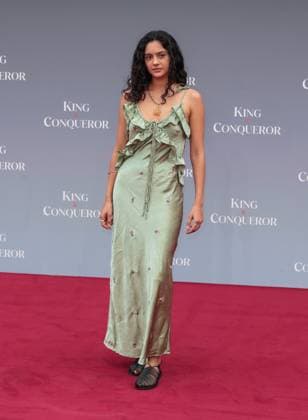 August 14, 2025, London, United Kingdom: Indy Lewis seen attending the global premiere of King & Conqueror at the BFI Southbank in London. London United Kingdom - ZUMAs197 20250814_aaa_s197_168 Copyright: xBrettxCovex