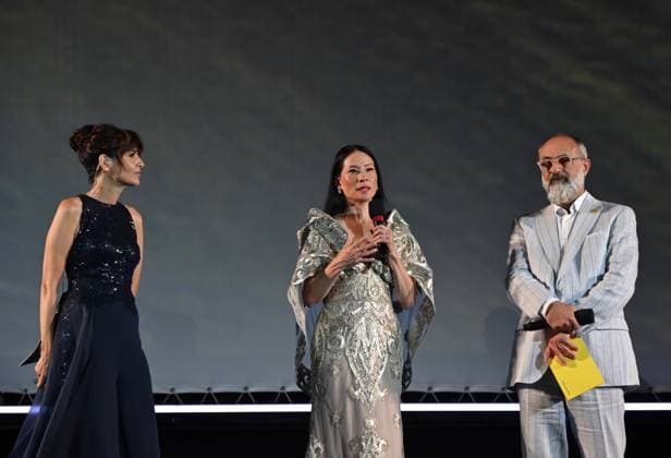 Locarno,Swiss Locarno Film Festival 2025 Photocall and red carper present Rosemead film Piazza Grande In the photo:Lucy Liu actress producer receives Career Achievement Award,Giona Nazzaro director artist Locarno film Festival  Copyright: xNickxZonnax xipa-agency.netx xNickxZonnax IPA_Agency_IPA62448057