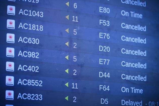 August 16, 2025, Toronto, On, Canada: Air Canada flights show as cancelled at Pearson International Airport as flight attendants go on strike in Toronto on Saturday, Aug. 16, 2025. Toronto Canada  - ZUMAc35_ 20250816_zaf_c35_010 Copyright: xSammyxKoganx