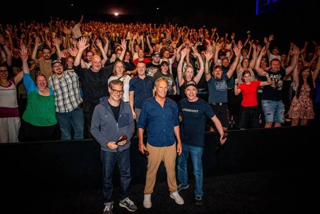 16 08 2025 xESx Frankfurt am Main, Metropolis Film Kanu des Manitu Enthusiastic audience celebrates actors Rick Kavanian, Christian Tramitz and director, writer, producer and star Michael Bully Herbig ES